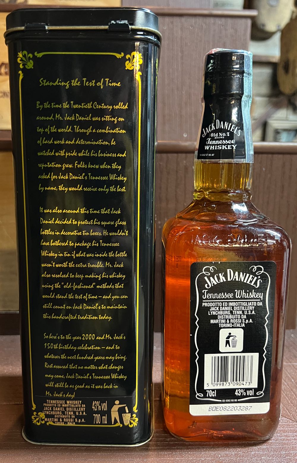 0 Tin Single Full Bottle 1989 - 16 - Jack Daniel’s Distillery, Lynchburg, TN (700 mL) alcohol collectible - Main Image 3
