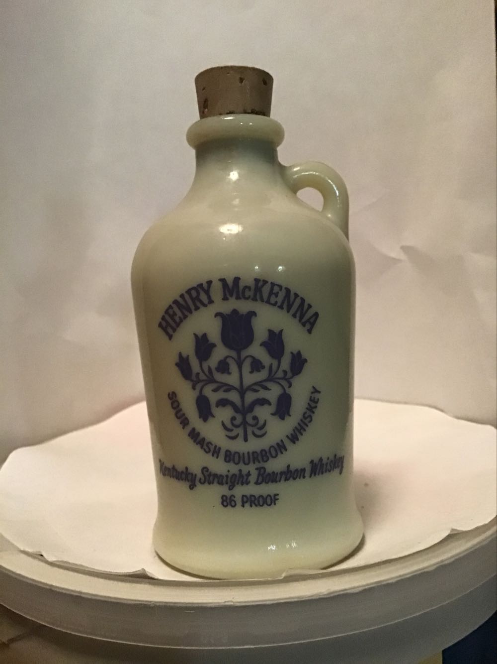 Henry McKenna - Henry McKenna (1.10 FL OZ) alcohol collectible - Main Image 2