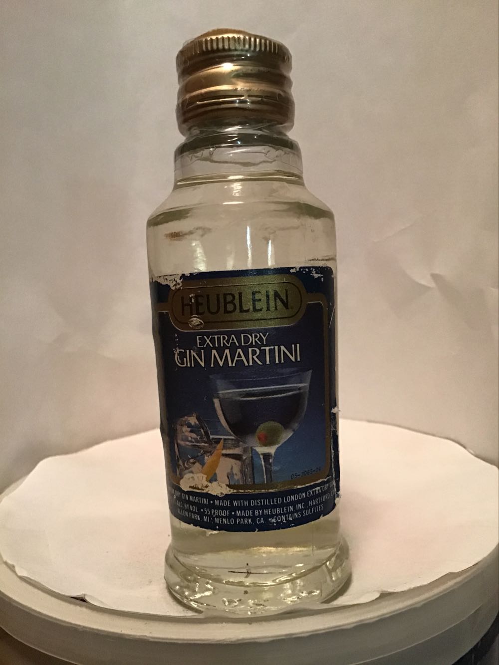 Heublein Vodka Martini & Gin Martini - Heublein (1.8 FL OZ) alcohol collectible - Main Image 2