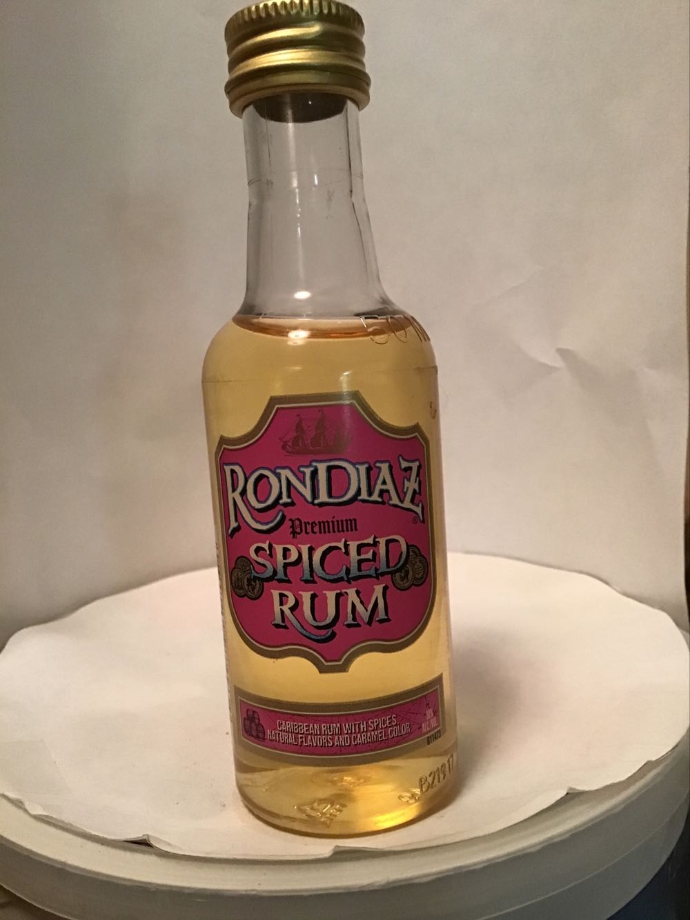 Ron Diaz Coconut & Spiced & Spiced Apple - Rondiaz Co. (50 mL) alcohol collectible - Main Image 2