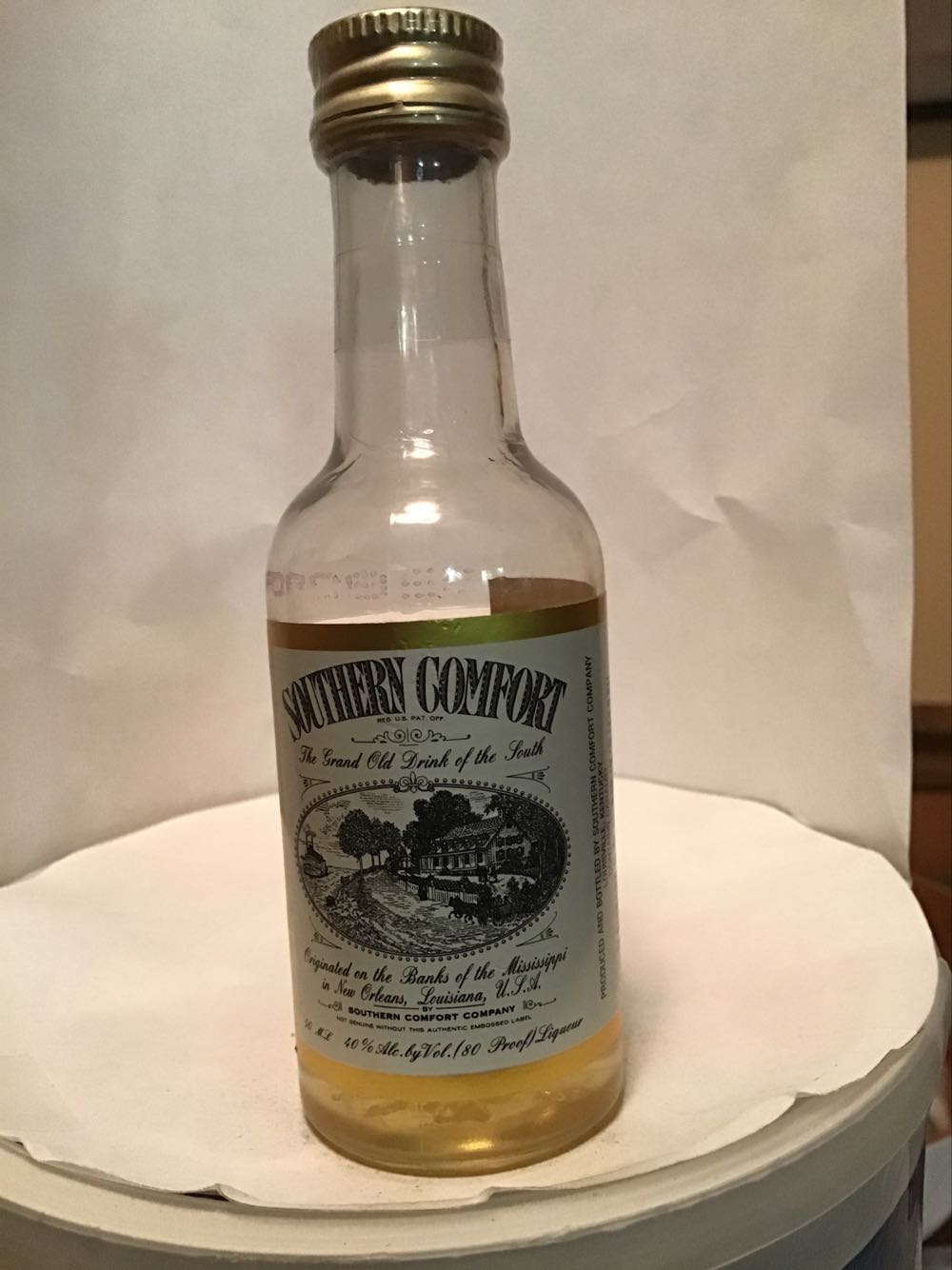 Southern Comfort Black & Lime & Pepper - W.w. Herron (50 mL) alcohol collectible - Main Image 3