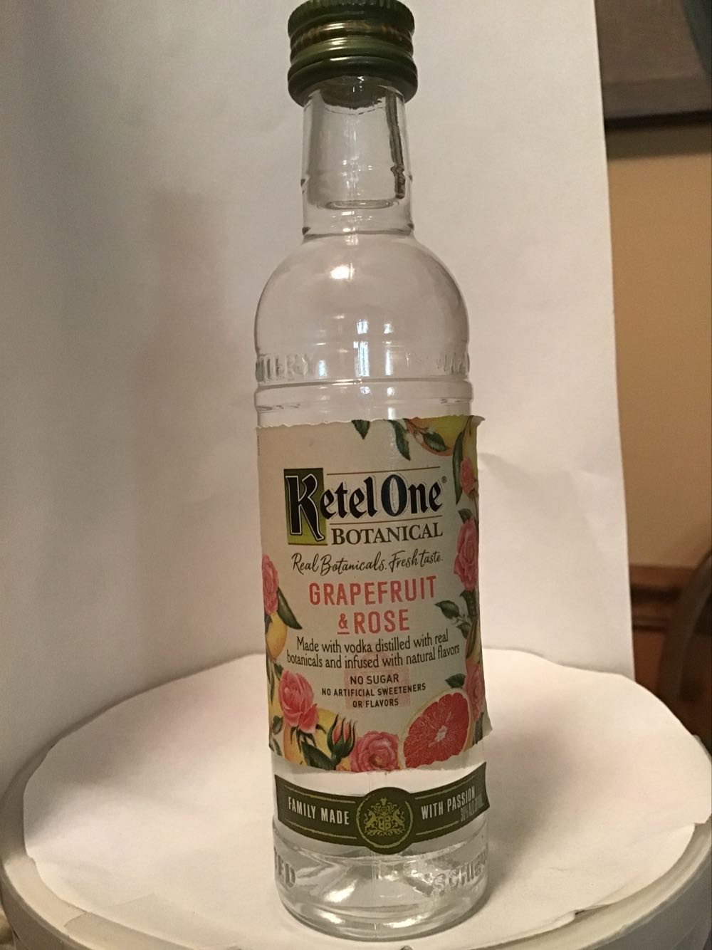 Ketel One Peach & Orange - Grapefruit & Rose & Oranje - Nolet Distillery (50 mL) alcohol collectible - Main Image 2