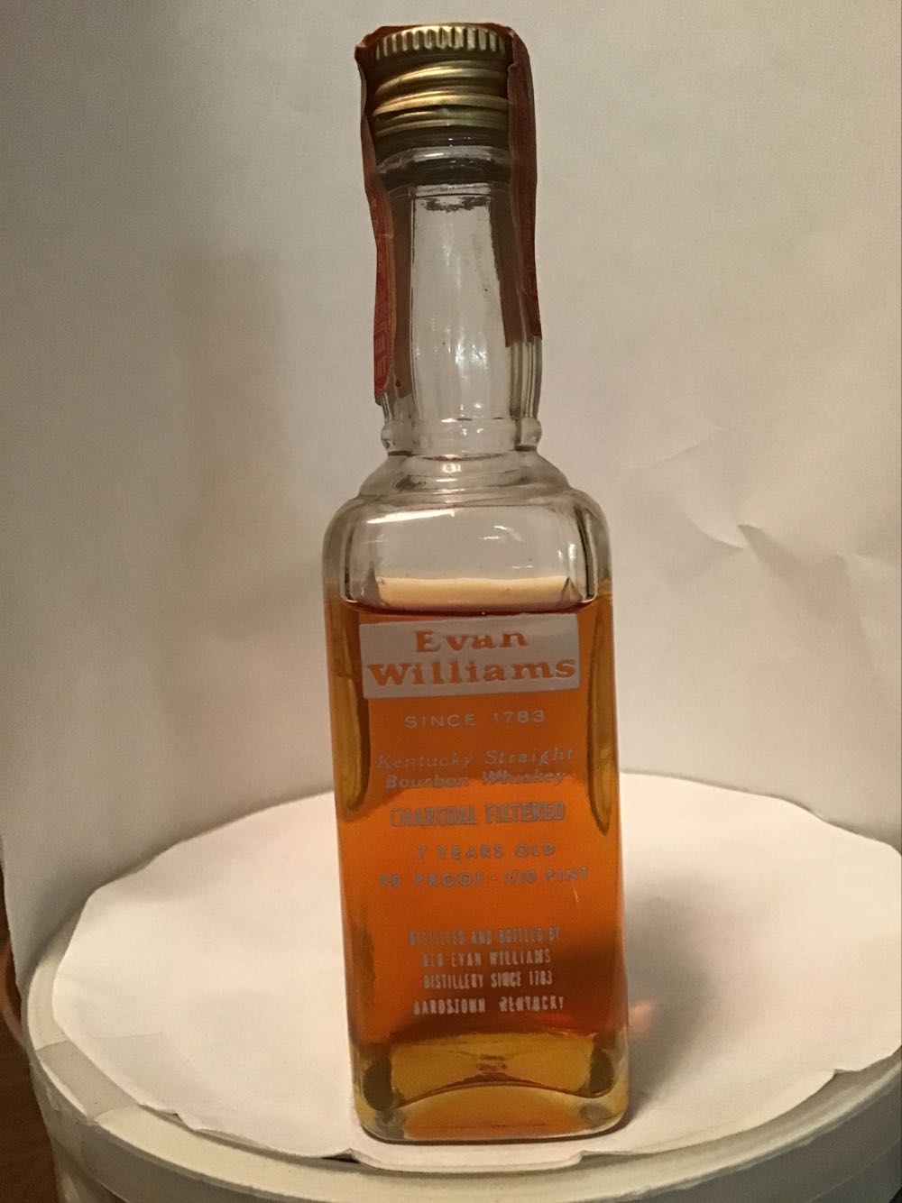 Evan Williams - Old Evan Williams Distillery, Bardstown, KY (1.10 FL OZ) alcohol collectible - Main Image 1