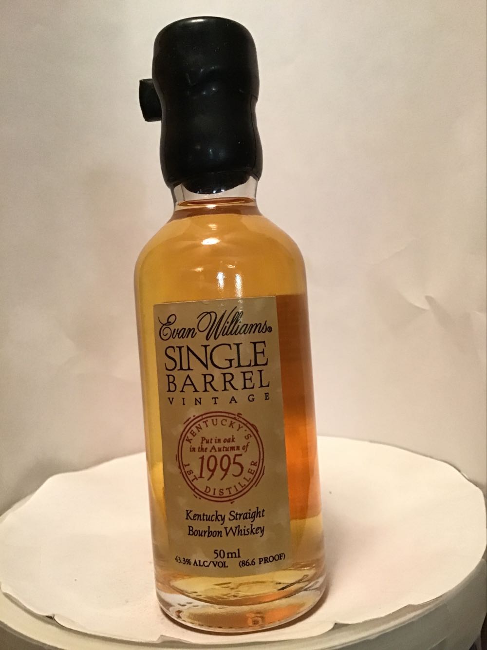 Evan Williams - Old Evan Williams Distillery, Bardstown, KY (1.10 FL OZ) alcohol collectible - Main Image 3