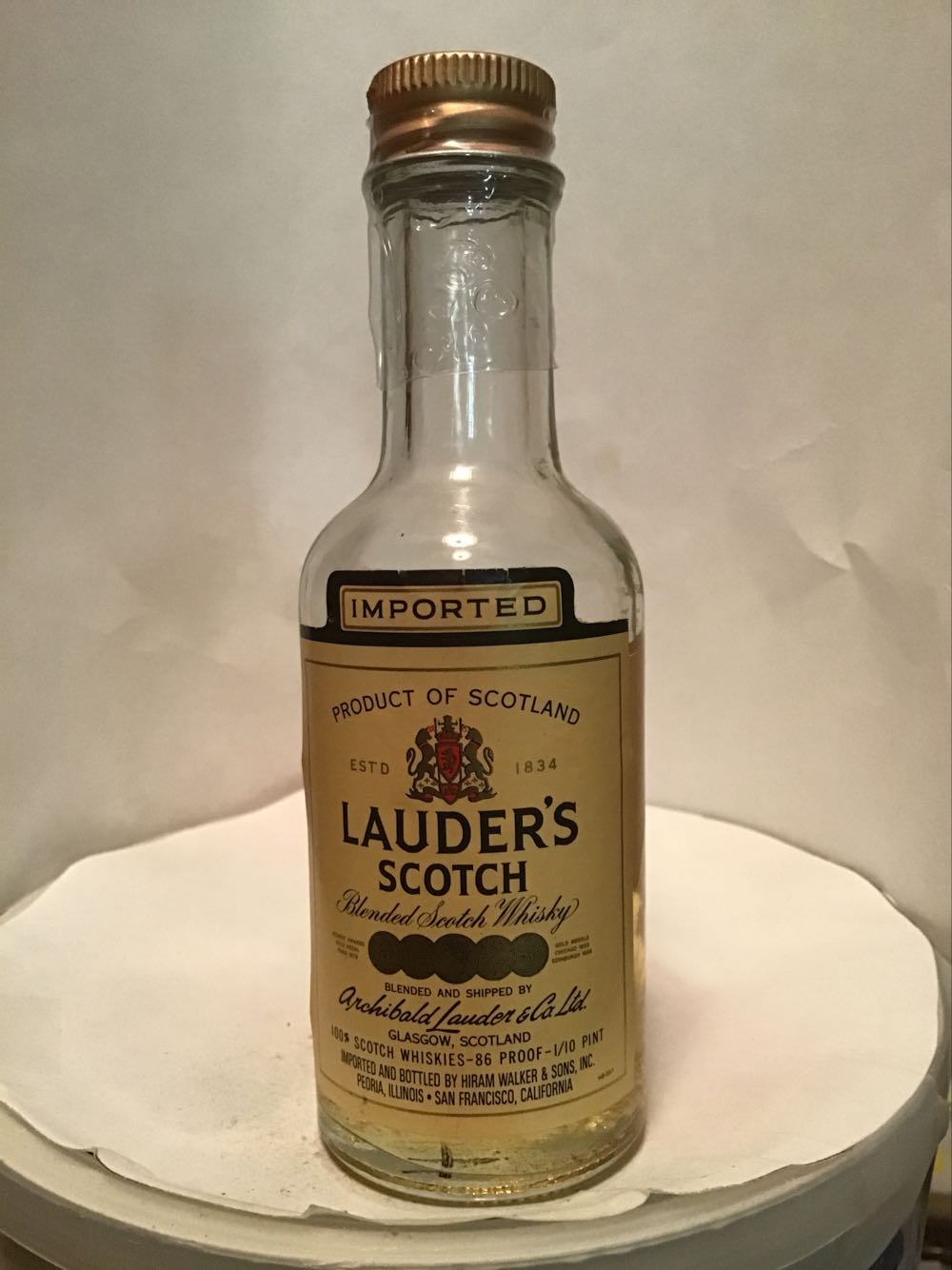 Lauder’s Extra Light - Archibald Lauder & co. ltd (1.10 FL OZ) alcohol collectible - Main Image 2