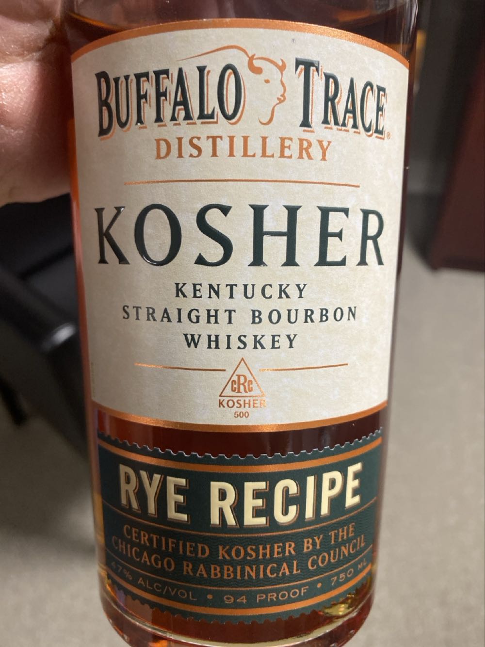 SALZIGES KARAMELL SAHNELIKÖR