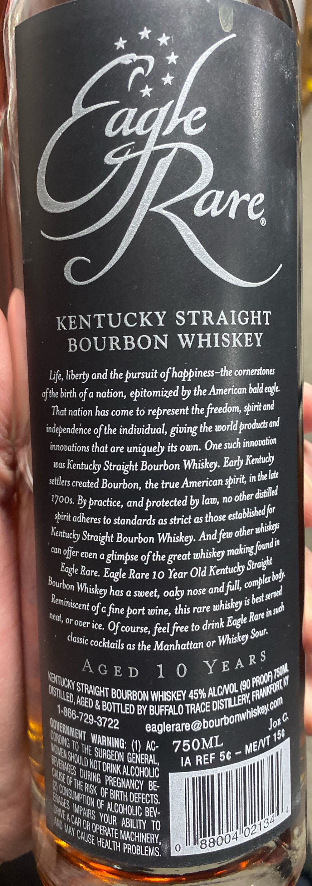 Eagle Rare KY Straight Bourbon Whiskey - Buffalo Trace Distillery, Frankfort, KY alcohol collectible - Main Image 2