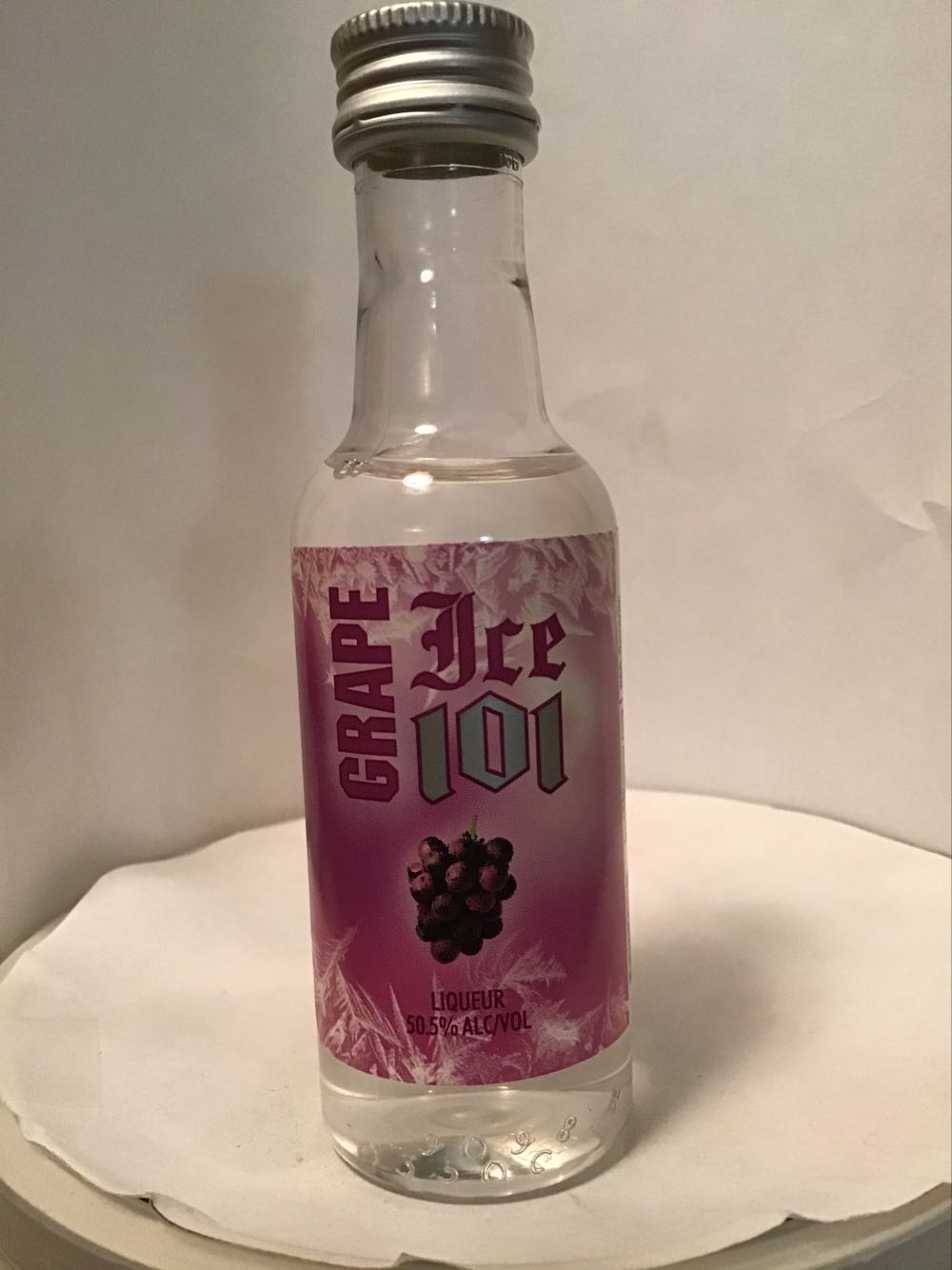 Ice 101 Peach & Grape & Apple - Sazerac Co (50 mL) alcohol collectible - Main Image 3