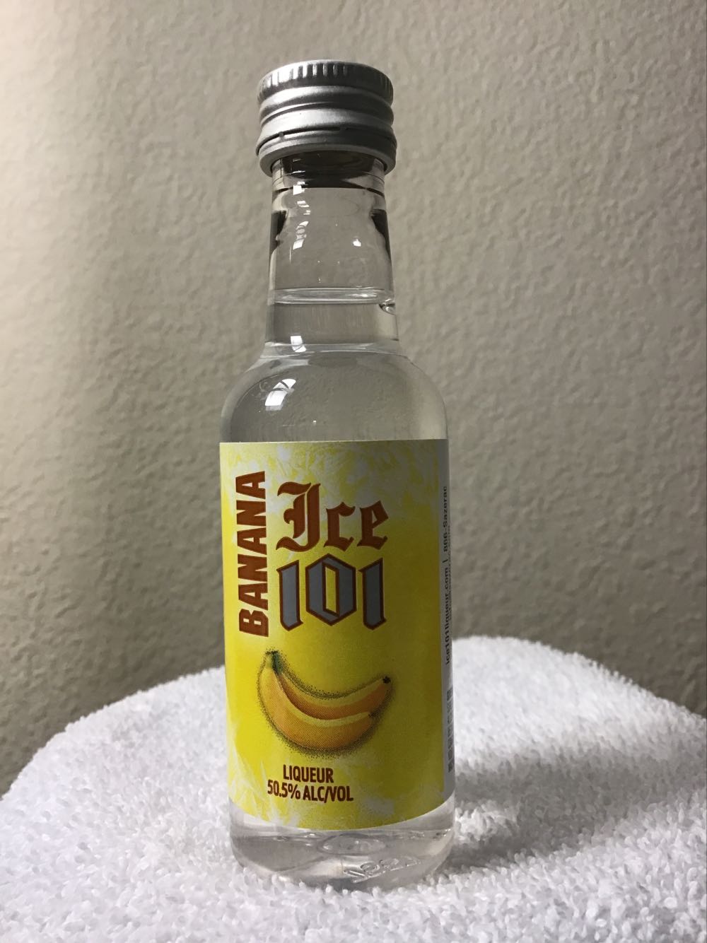 Ice 101 Peach & Grape & Apple - Sazerac Co (50 mL) alcohol collectible - Main Image 4