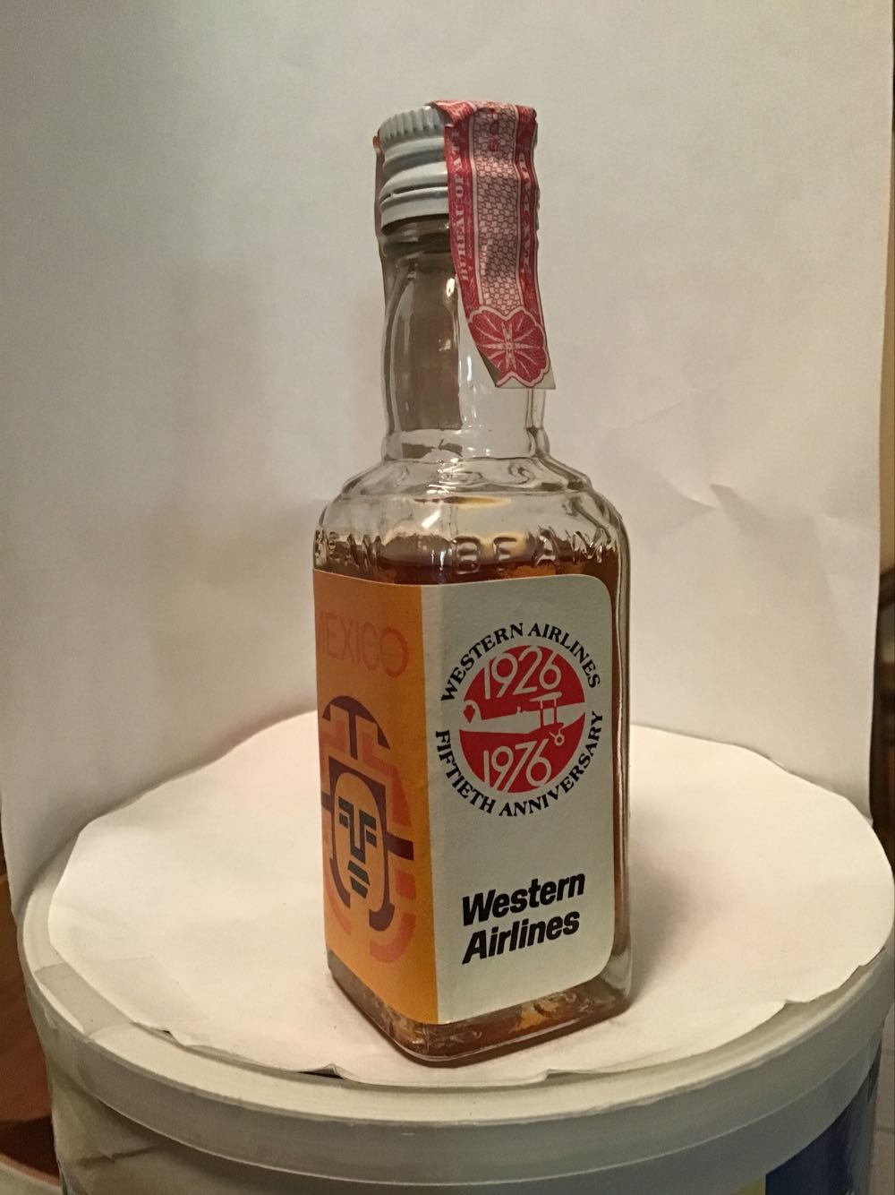 Beam’s Choice Alaska & Mexico & New York & Chicago - Jim B.Beam Distilling Co. (1.10 FL OZ) alcohol collectible - Main Image 4