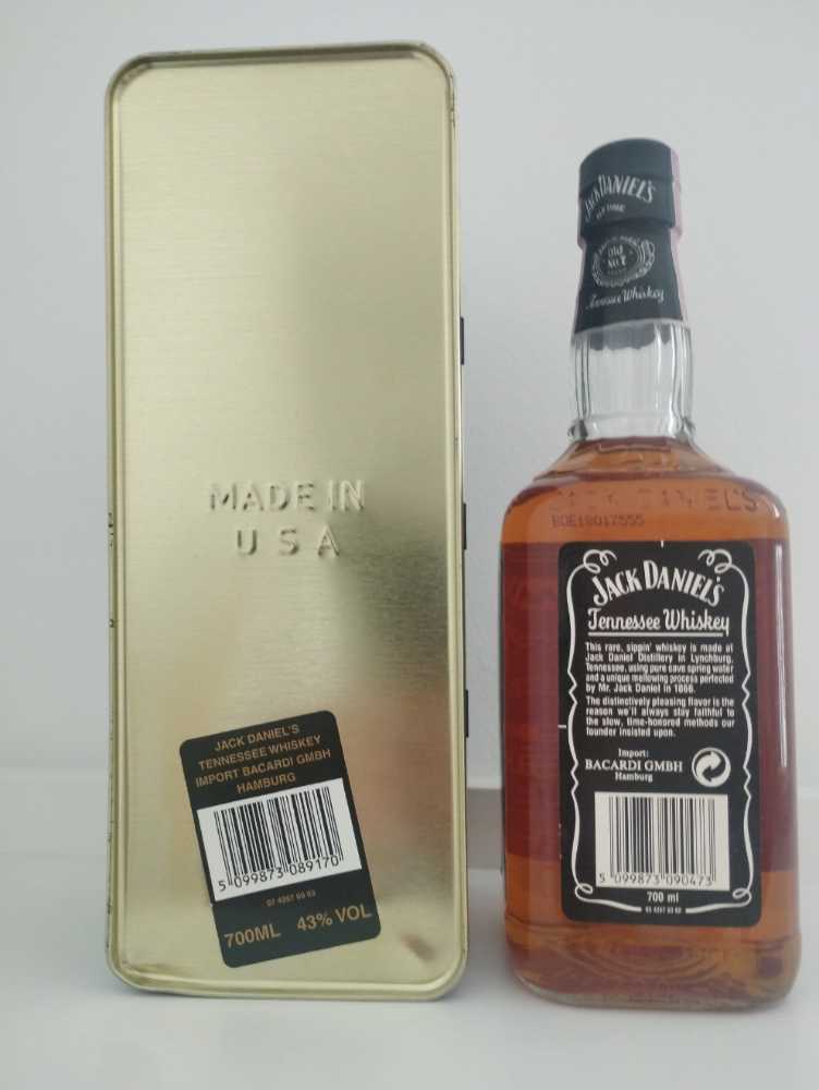 Jahresdose 1996  (700 mL) alcohol collectible - Main Image 3
