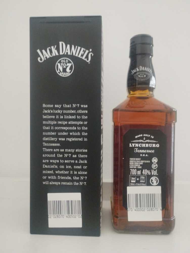 Jahresdose 2023 Frankreich  (700 mL) alcohol collectible - Main Image 3