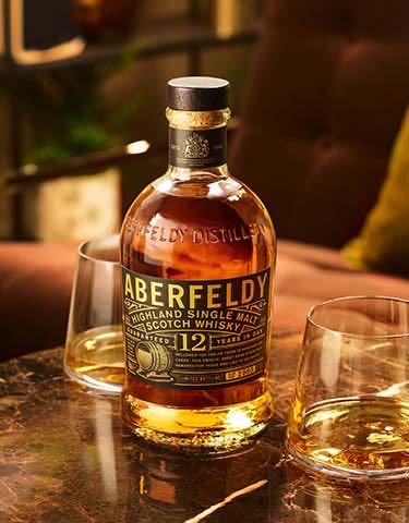 ABERFELDY 12y Golden Dram Highland Single Malt Scotch Whisky - The Aberfeldy Distillery (750 mL) alcohol collectible [Barcode 7640171030548] - Main Image 3
