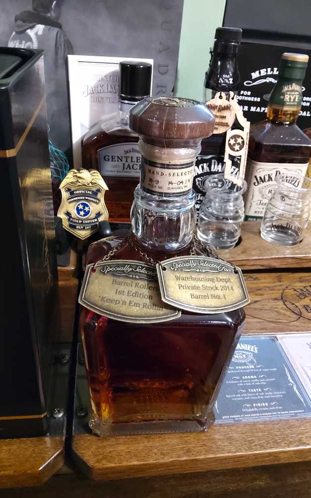 Single Barrel Select Warehouse and Barrel Roller 2014 - Jack Daniel’s (750 mL) alcohol collectible - Main Image 2