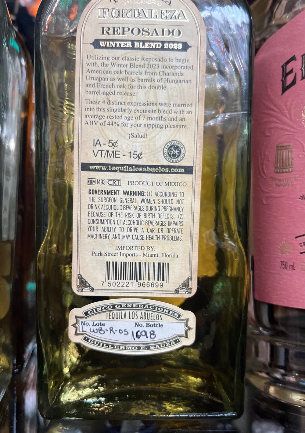 Fortaleza Winter Blend 2023 - Nom 1493 (750 mL) alcohol collectible [Barcode 7502221966699] - Main Image 2