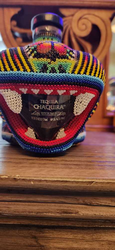 Chaquira Beaded Jaguar Extra Añejo - Nom 1438 (750 mL) alcohol collectible [Barcode 009016017736] - Main Image 2