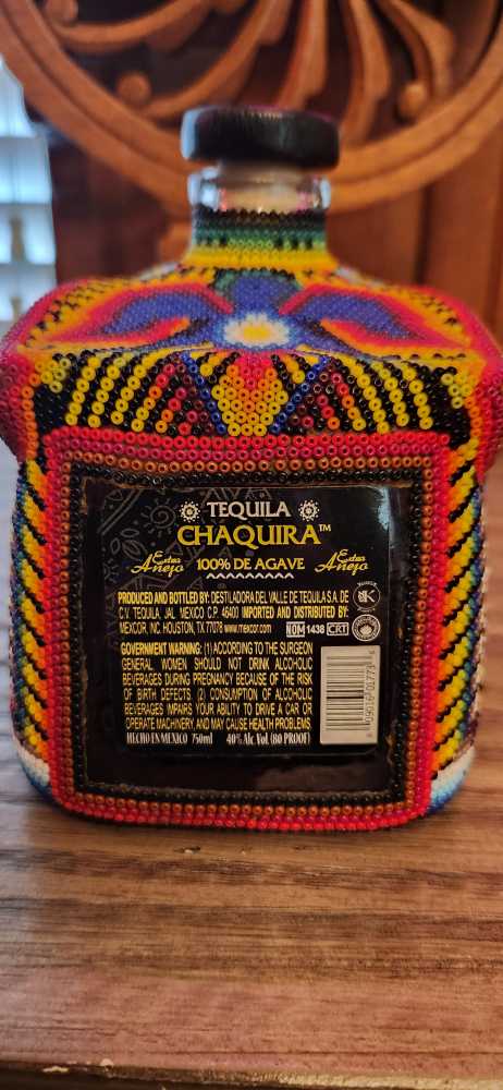 Chaquira Beaded Jaguar Extra Añejo - Nom 1438 (750 mL) alcohol collectible [Barcode 009016017736] - Main Image 3