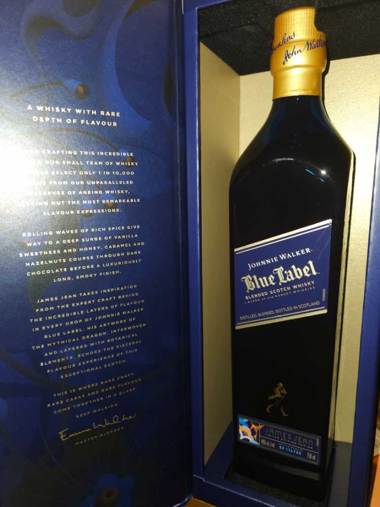 Johnnie Walker Blue Label Lunar New Year - Johnnie Walker (750 mL) alcohol collectible - Main Image 2