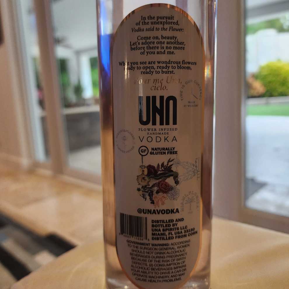 UNA - Una Spirits LLC (750 mL) alcohol collectible - Main Image 3
