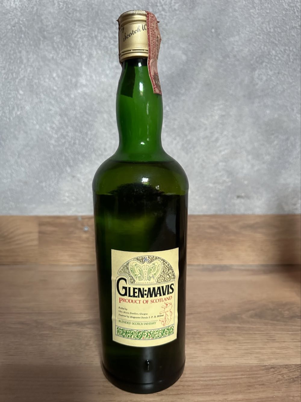 Glen Mavis - Glen Mavis Distilleries alcohol collectible - Main Image 2