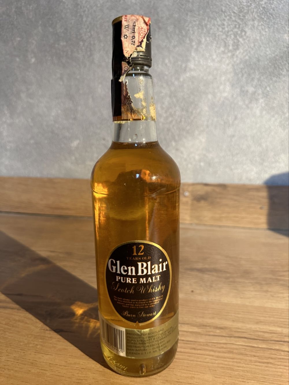 Glen Blair 12yo - Burn Stewart Distillers alcohol collectible - Main Image 2