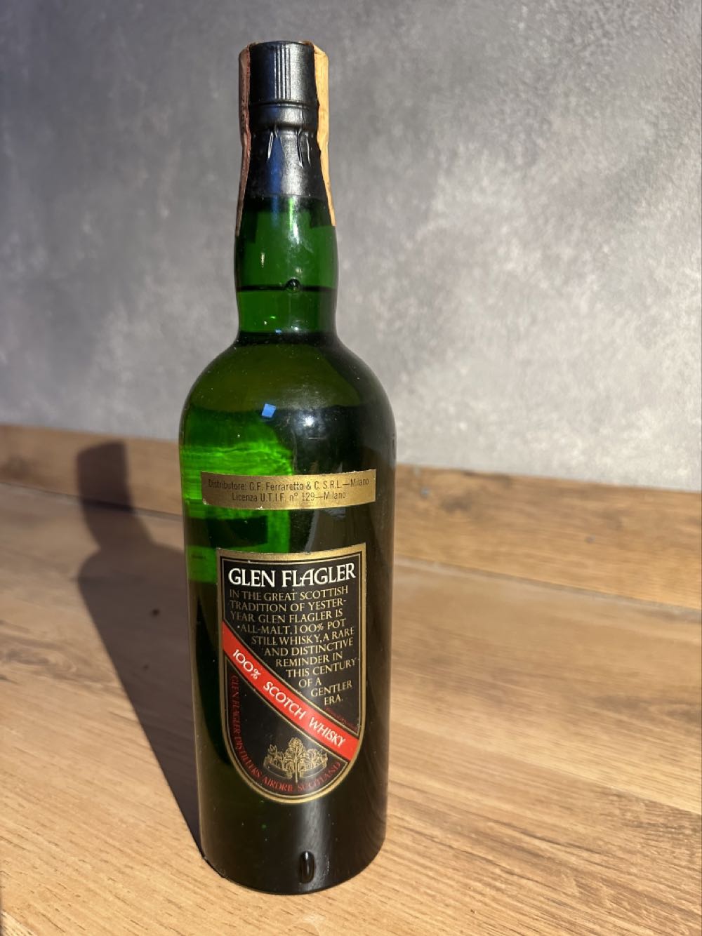 Glen Flagler 5yo Imp FERRARETTO - Glen Flager Distillers alcohol collectible - Main Image 2