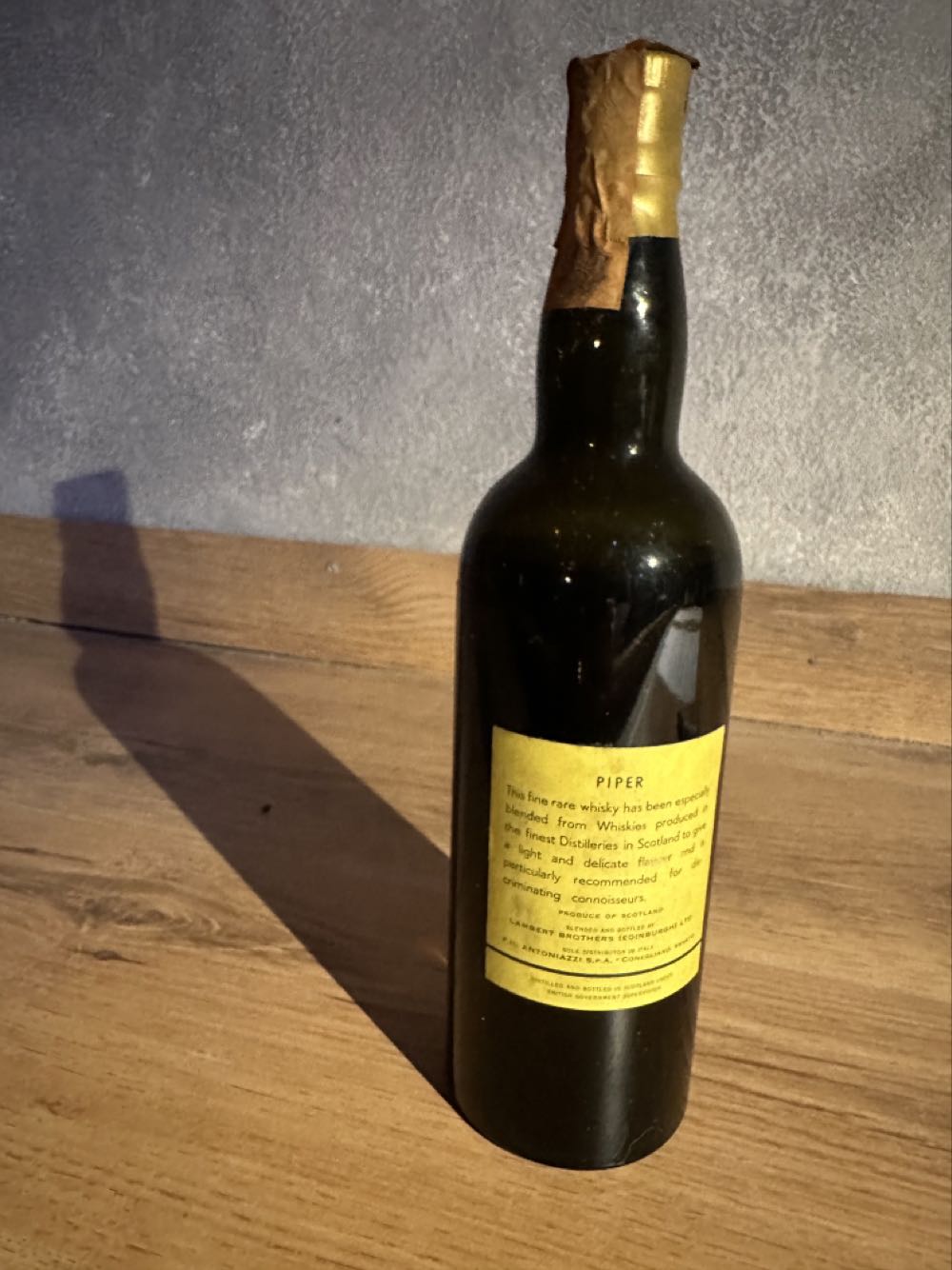Piper 6yo - Lambert Brothers Ltd alcohol collectible - Main Image 2