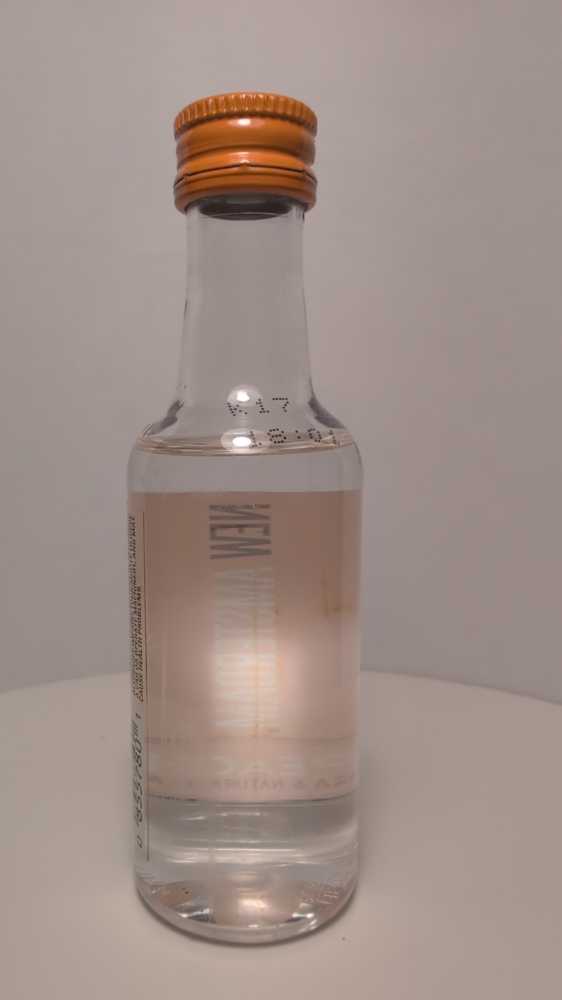 New Amsterdam Peach - New Amsterdam Spirits Company (50 mL) alcohol collectible [Barcode 085000005781] - Main Image 3