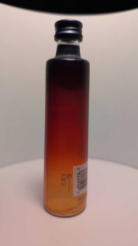 Ciroc Passion - Ciroc Distilling Company (50 mL) alcohol collectible [Barcode 082000006947] - Main Image 3