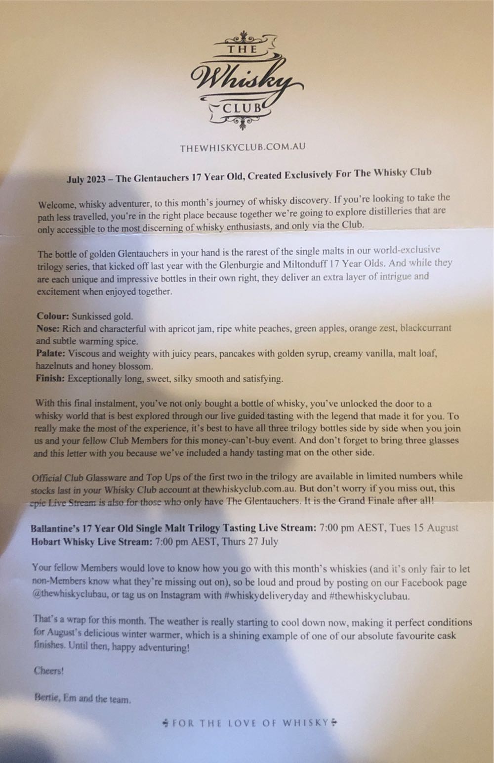 The Glentauchers - Ballantine’s (700 mL) alcohol collectible [Barcode 5000299628461] - Main Image 4