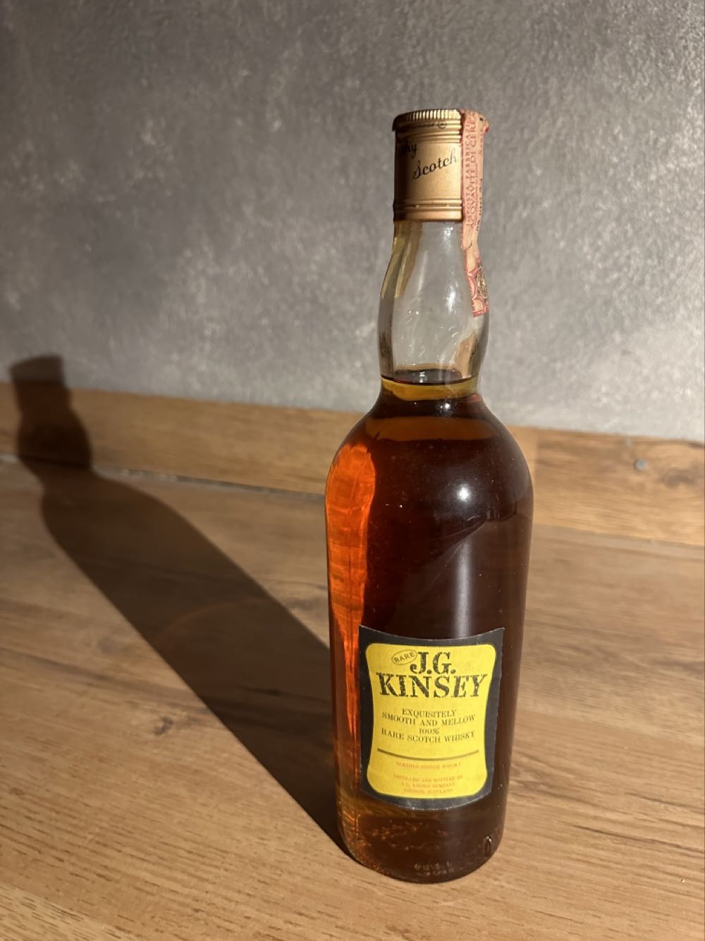 Kinsey Imp IMPORT HOUSE - Inver House Distillers Ltd. alcohol collectible - Main Image 2