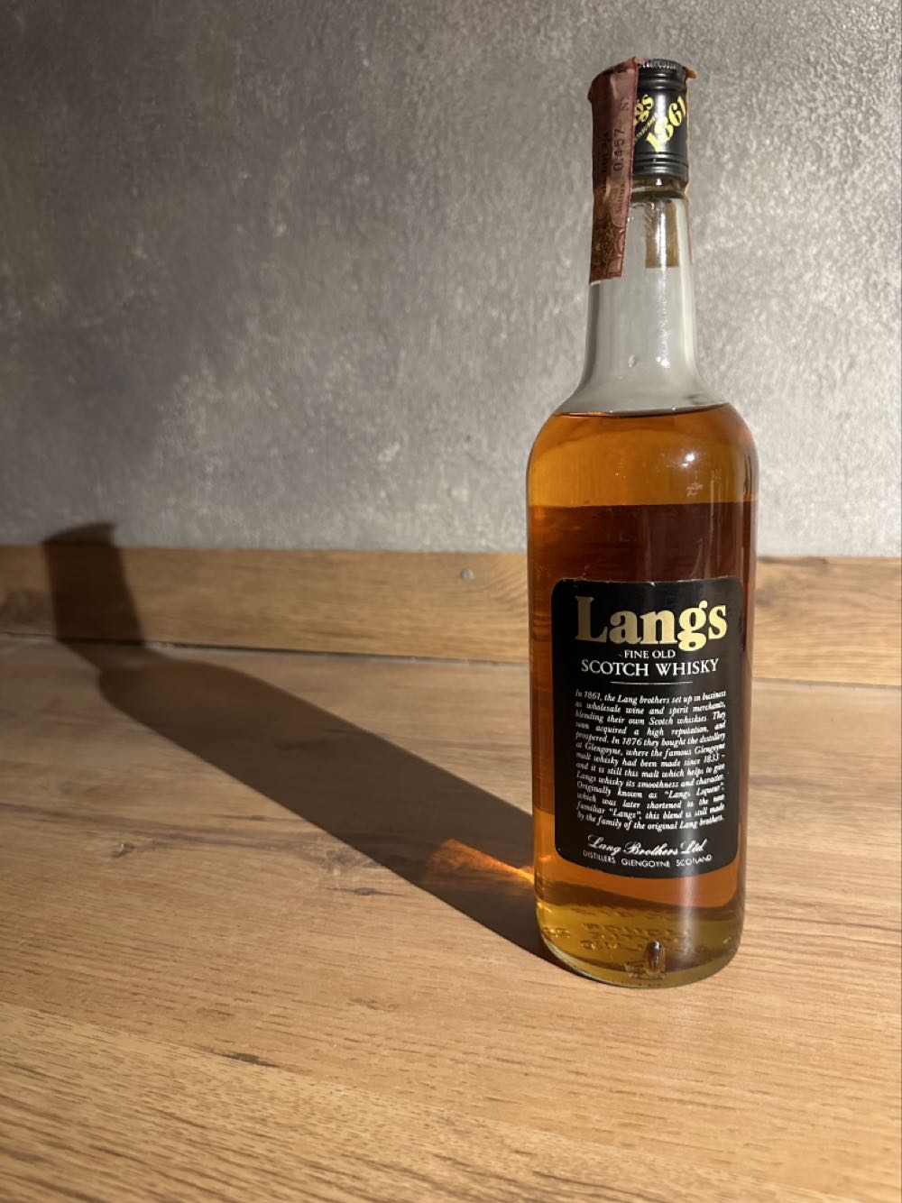 Langs 5yo - Lang Brothers Ltd alcohol collectible - Main Image 2