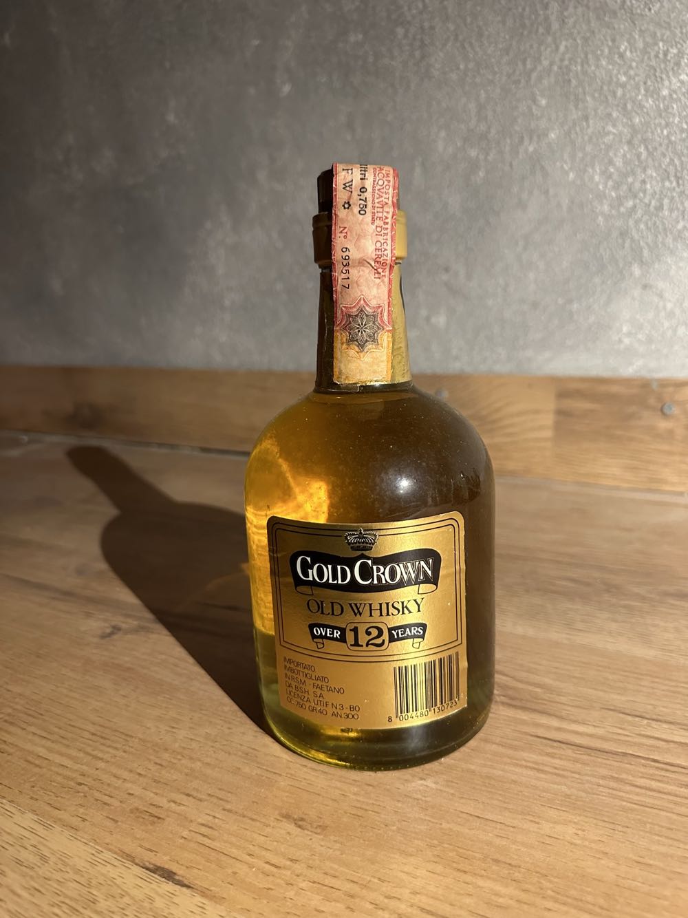 Gold Crown 12yo - Brandy Spirit House alcohol collectible - Main Image 2