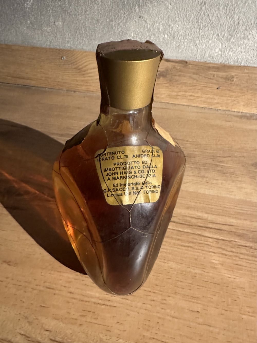 Dimple 12yo Imp G.R. SACCO - John Haig & Co. alcohol collectible - Main Image 2