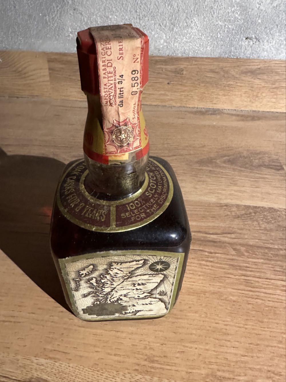 White Heather 8yo Imp FLLI RINALDI - White Heather Distillers alcohol collectible - Main Image 3