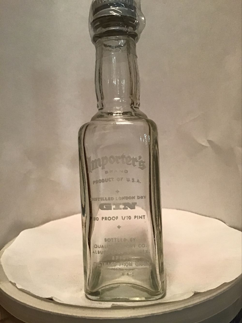Importer’s Vodka & Gin - Quality Import (1.10 FL OZ) alcohol collectible - Main Image 2