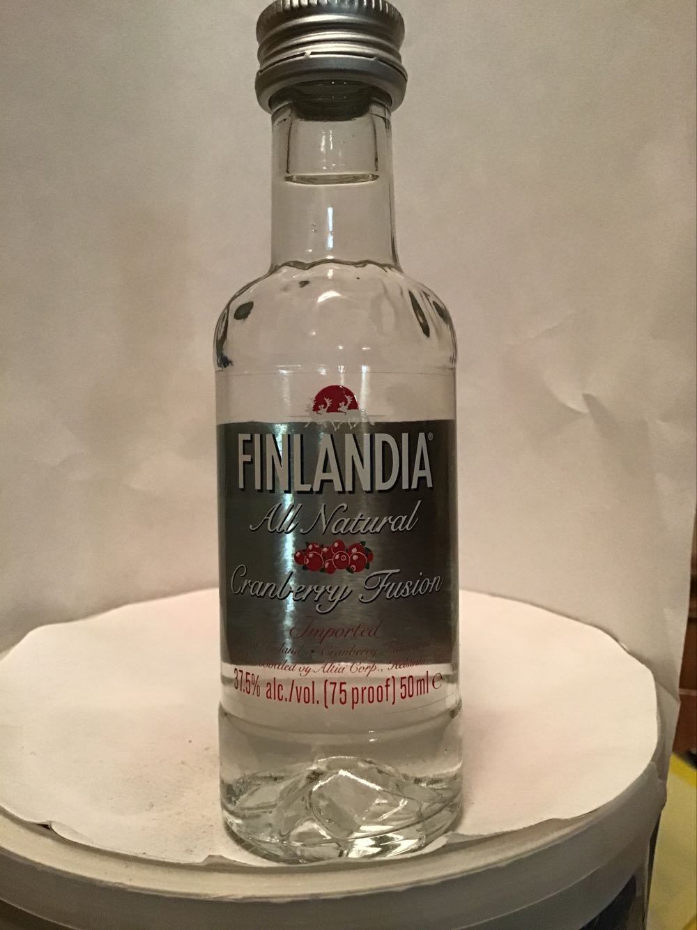 Finlandia Mango Fusion & Lime Fusion & Cranberry - Altia Corp. (50 mL) alcohol collectible - Main Image 3