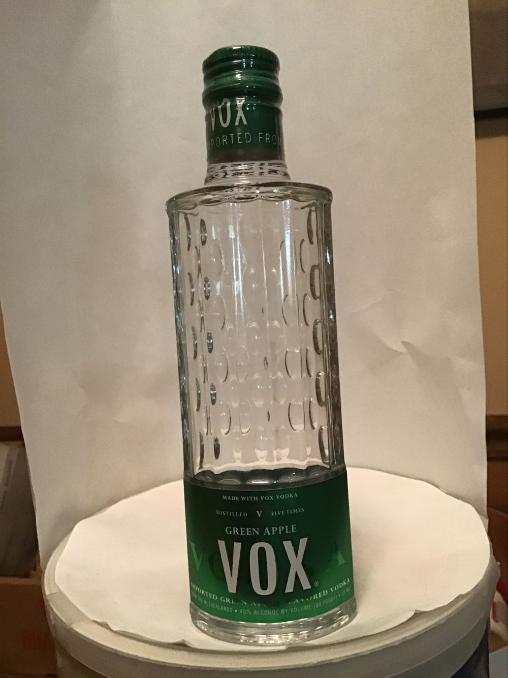 Vox Raspberry & Green Apple - Fielding & Jones LTD. (50 mL) alcohol collectible - Main Image 2