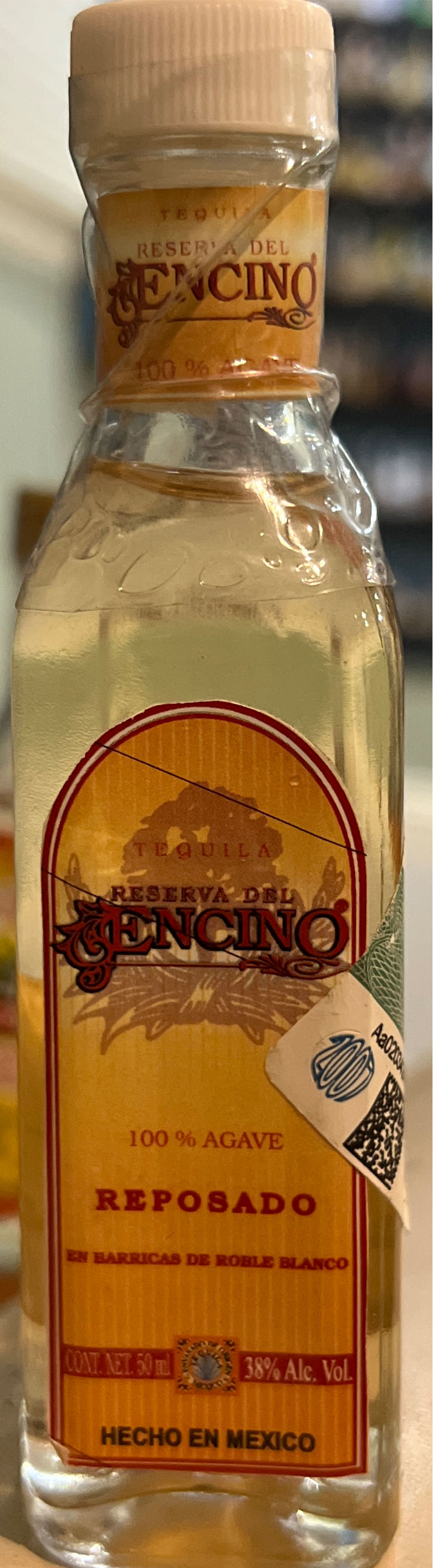 Luminar Botanicals Mezcal