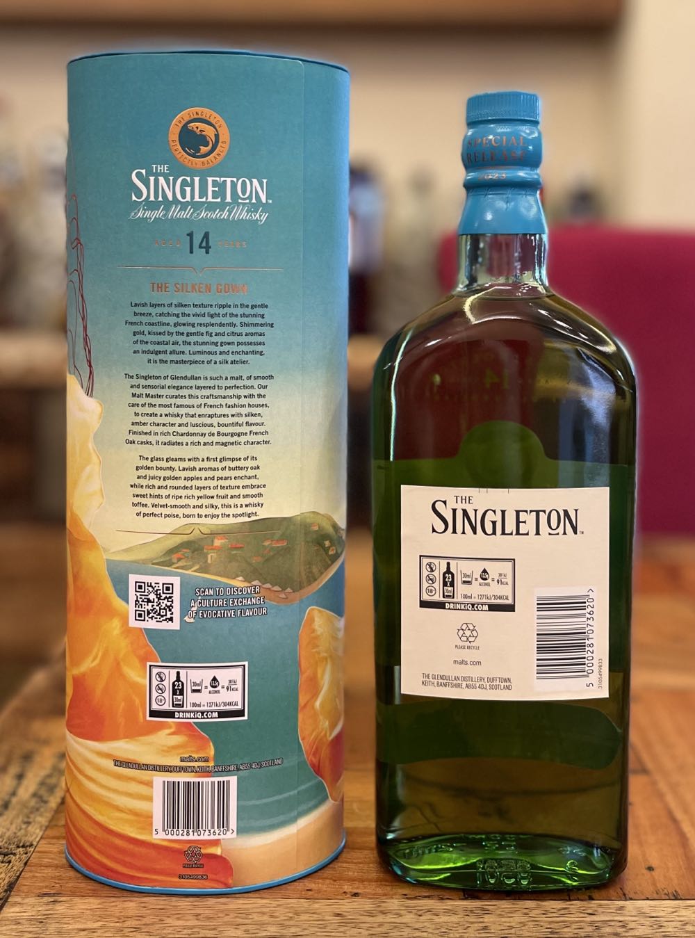 SINGLETON 14y 2023 Special Release Glendullan Silken Gown Single Malt Scotch Whisky - The Glendullan Distillery (700 mL) alcohol collectible [Barcode 5000281073620] - Main Image 2