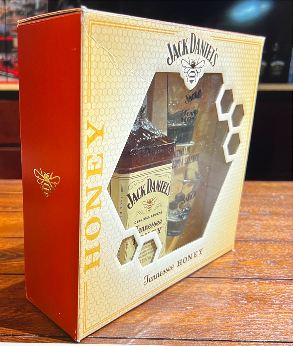 0 Set Honey Bottle Two Shot Glasses Slovenia - Jack Daniel’s Distillery, Lynchburg, TN alcohol collectible - Main Image 3