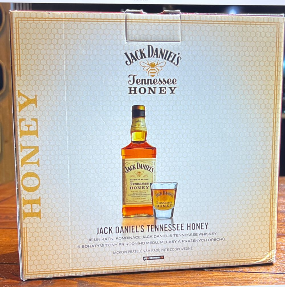 0 Set Honey Bottle Two Shot Glasses Slovenia - Jack Daniel’s Distillery, Lynchburg, TN alcohol collectible - Main Image 4