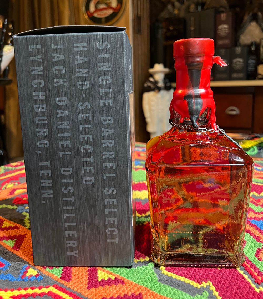 Star Wars Retro Barrel Select 2023 - Jack Daniel’s Distillery, Lynchburg, TN (750 mL) alcohol collectible - Main Image 2