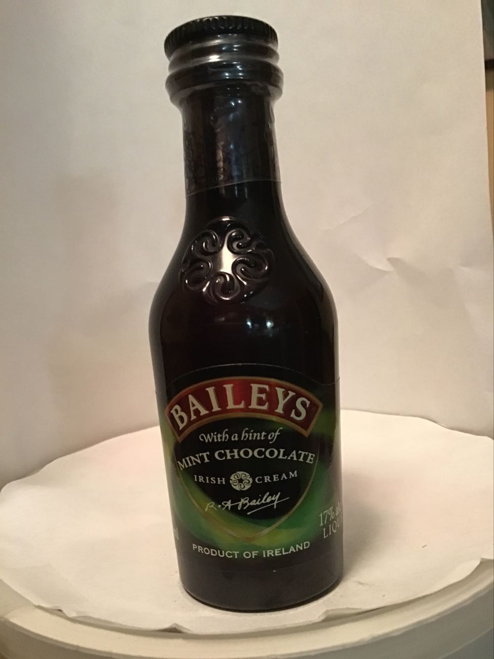 Baileys Coffee & Mint Chocolate - R. A. Bailey (50 mL) alcohol collectible - Main Image 2