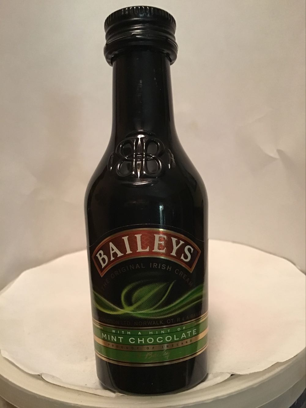Baileys Coffee & Mint Chocolate - R. A. Bailey (50 mL) alcohol collectible - Main Image 3