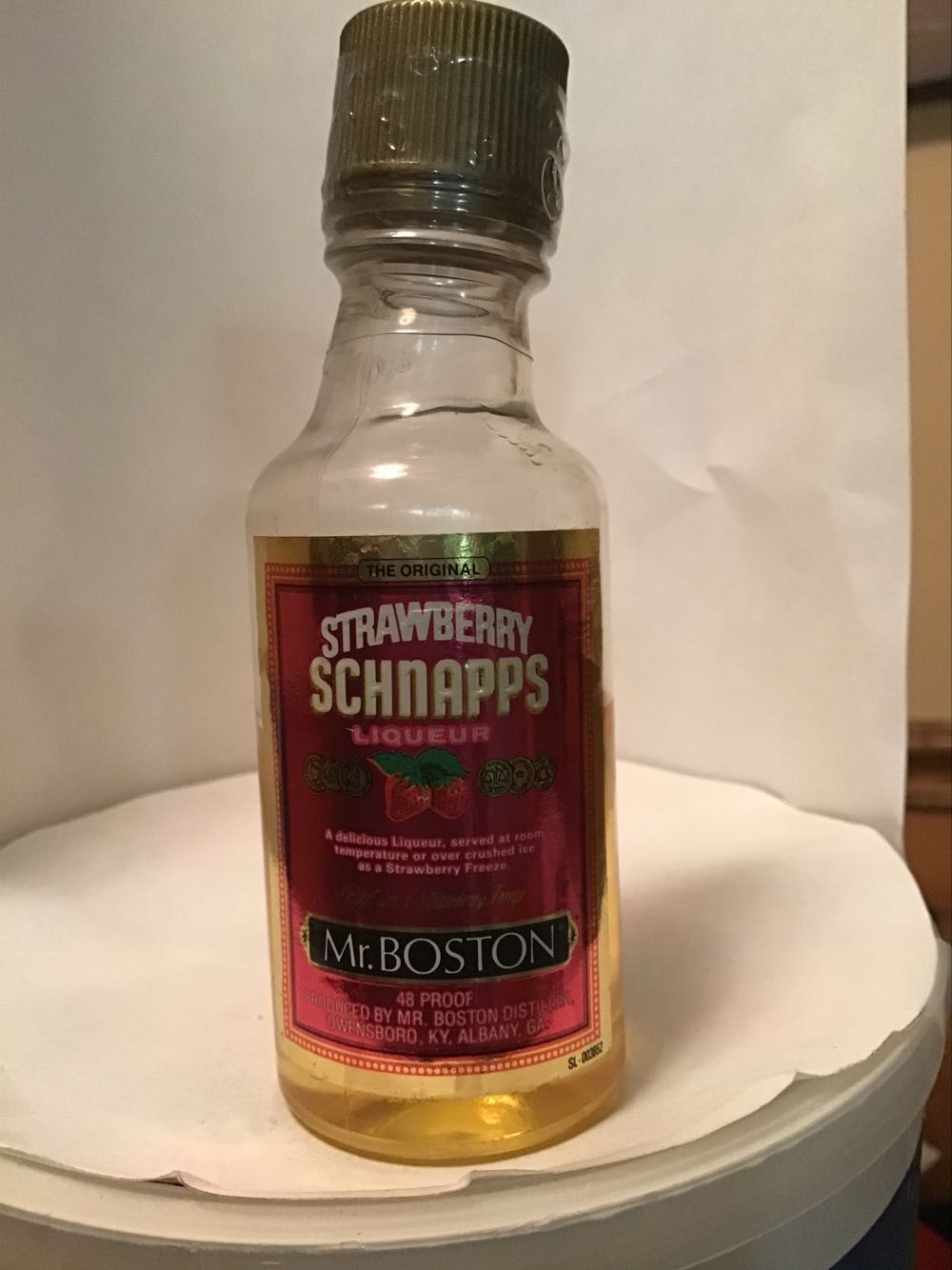 Mr. Boston Apple Schnapps & Strawberry Schnapps & Peppermint Schnapps - Mr. Boston Company (50 mL) alcohol collectible - Main Image 2