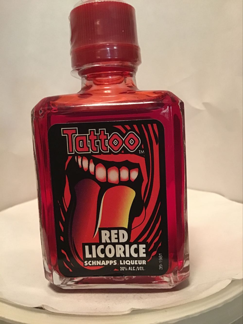 Tattoo Lemon & Berry & Red Licorice - Munson Shaw Co. (50 mL) alcohol collectible - Main Image 3