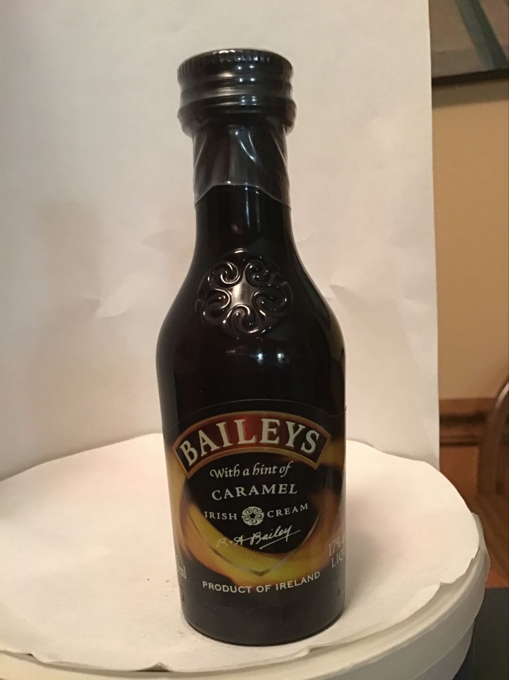 Baileys Original & Carmel - Paddington Inc. (50 mL) alcohol collectible - Main Image 2