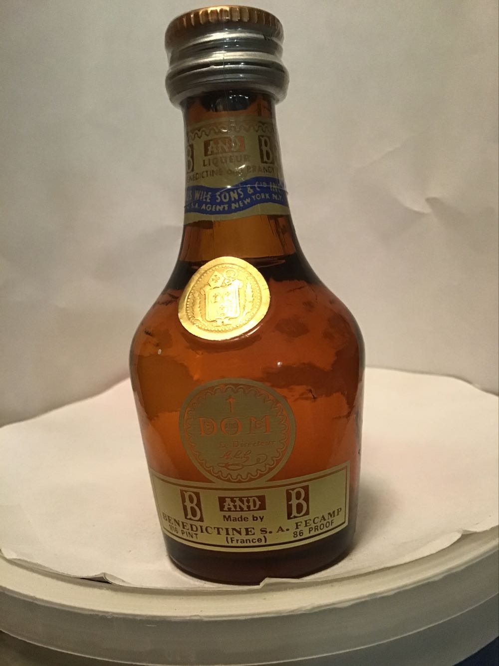 B & B - Dom (50 mL) alcohol collectible - Main Image 2