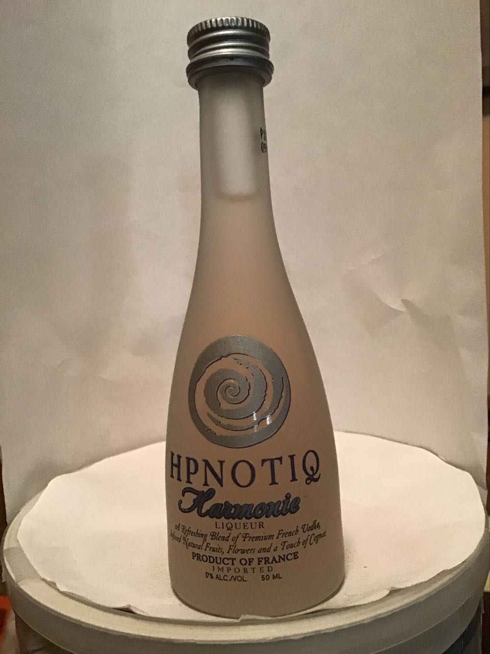 Hpnotiq & Harmonie - Wingard Imports (50 mL) alcohol collectible - Main Image 2